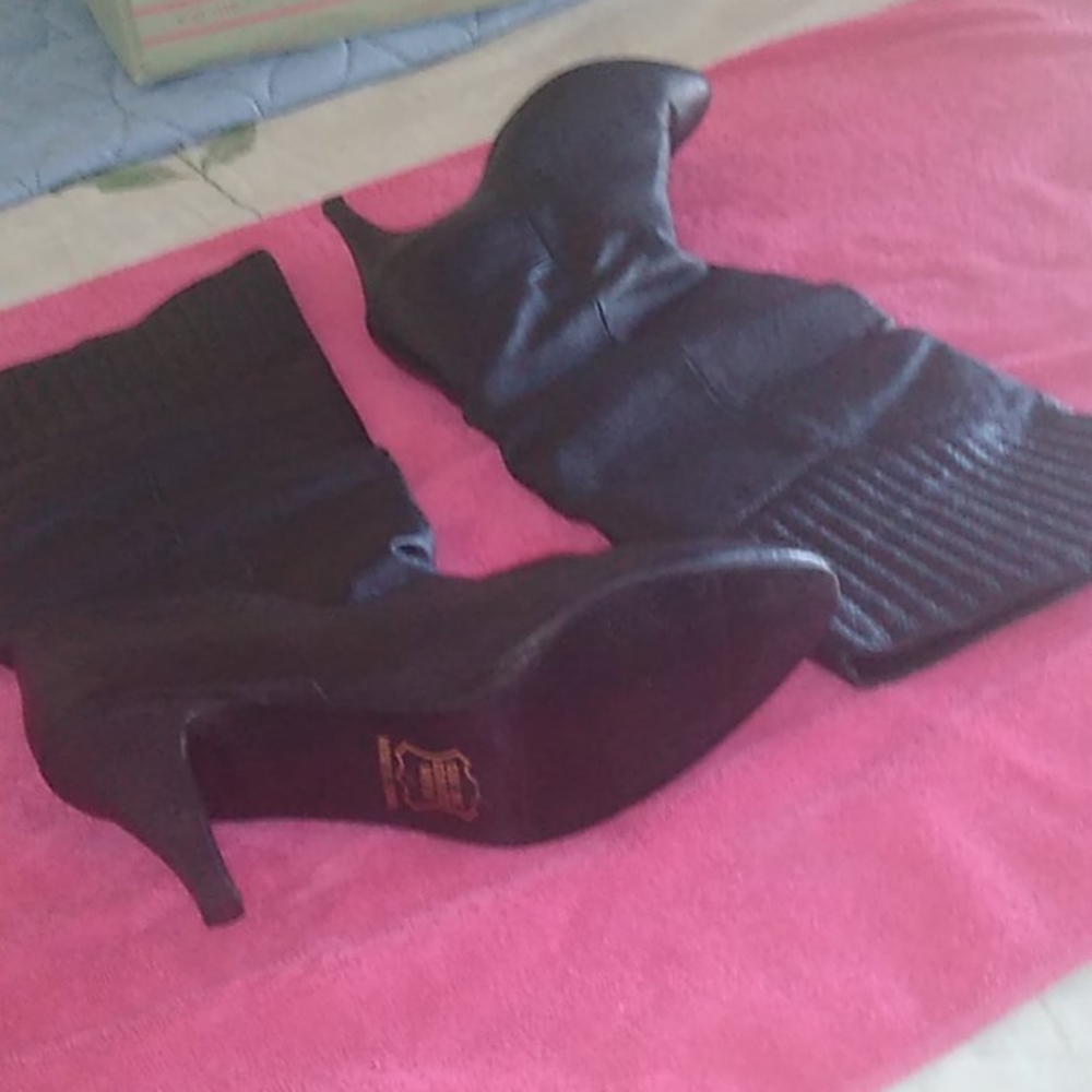 Calf high boots